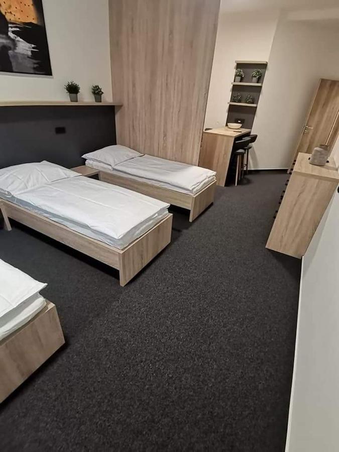 Sareza Hotel Ostrava Exteriör bild