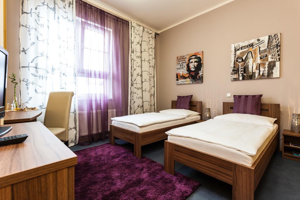 Sareza Hotel Ostrava Exteriör bild